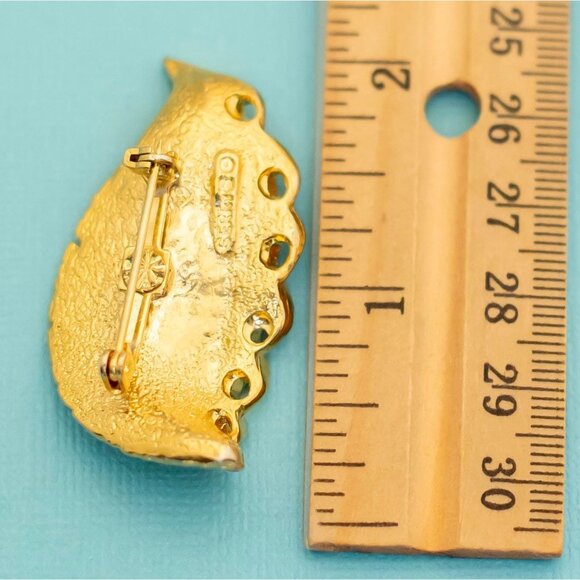 Vintage Art Nouveau Gold Tone Leaf Brooch by Gerry's, E26 - Picture 2 of 2